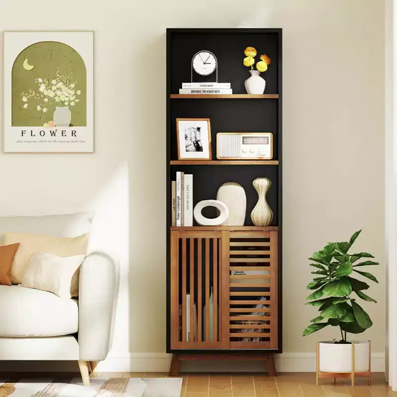 Étagère à 5 niveaux de 70 po avec étagère réglable réversible et portes coulissantes