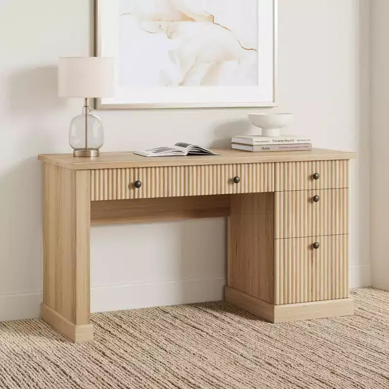 Bureau d'ordinateur cannelé de 137 cm avec rangement, bureau de direction moderne avec classeur et tiroirs, bureau d'écriture en bois