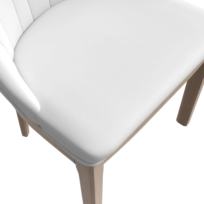 Chaise de salle à manger en cuir avec pieds en bois d'hévéa, dossier élégant avec surpiqûres en losange